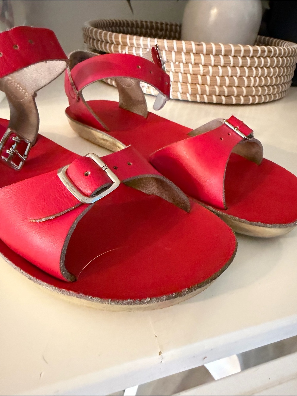 Red Buckle Leather Sandals sun sandals size 1 - Picture 2 of 2